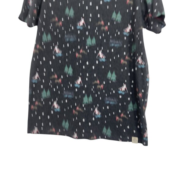 Free Planet Mens Holiday Themed Fitted T-Shirt Size Medium Cotton Blend - Picture 9 of 9